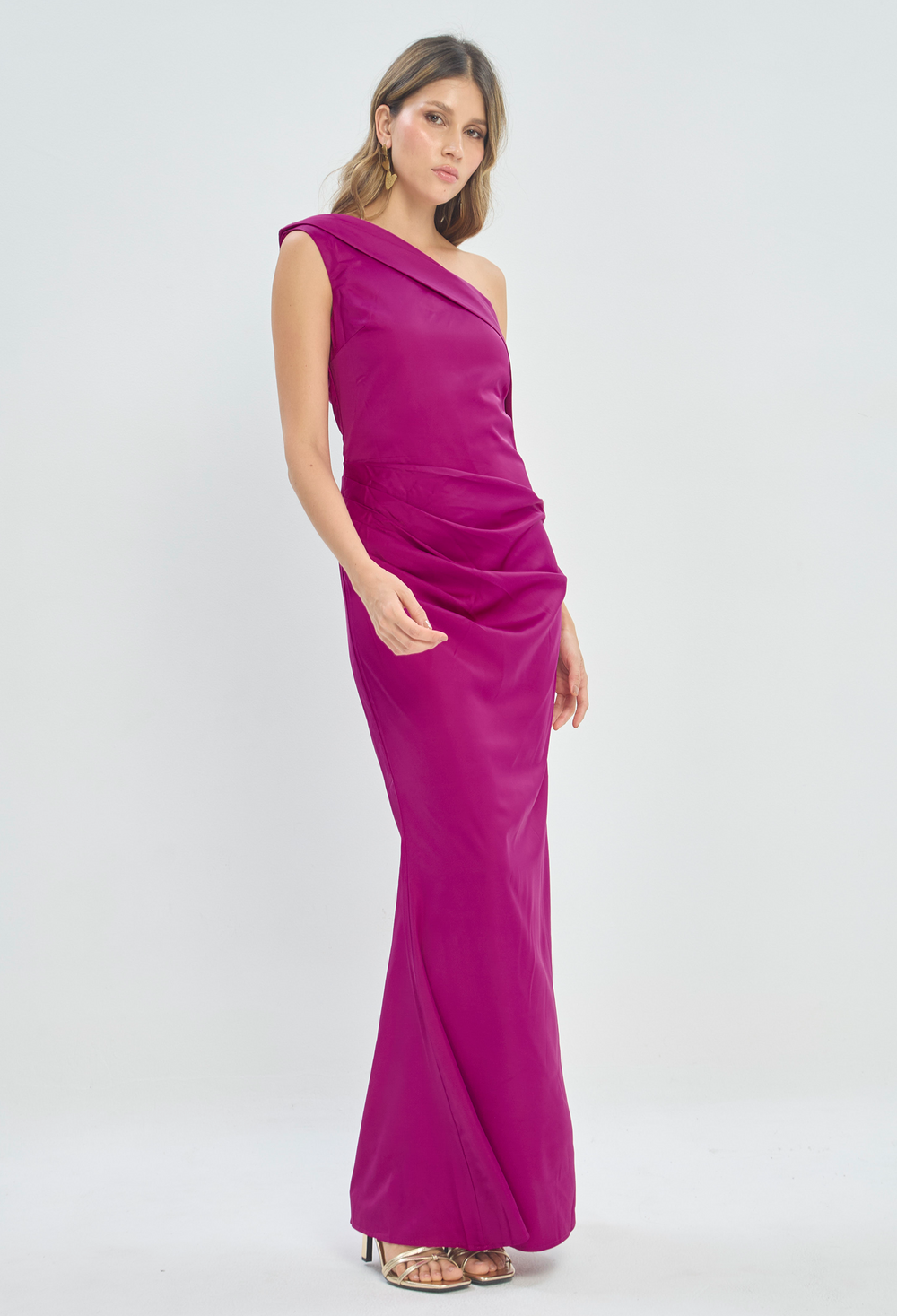 Vestido Largo Un Hombro Magenta BYBLA