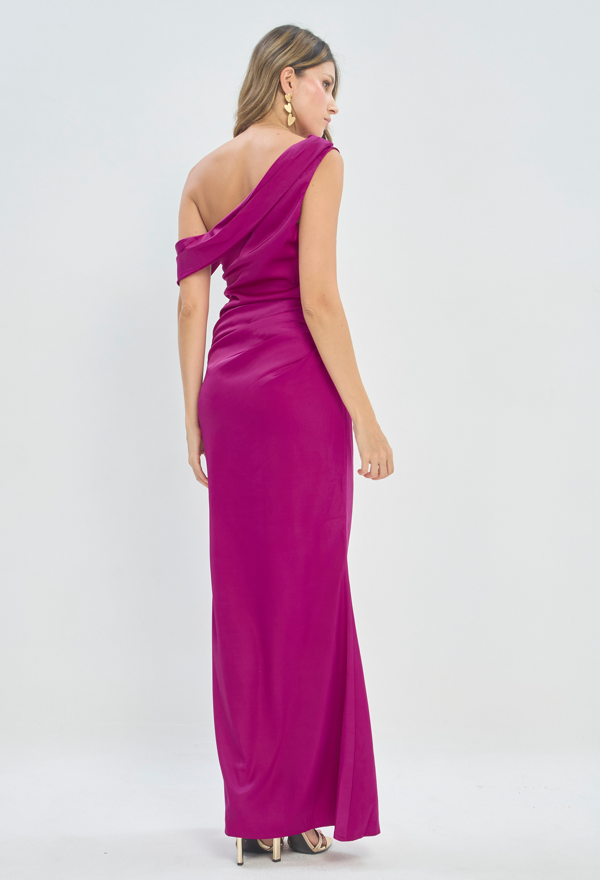 Vestido Largo Un Hombro Magenta BYBLA - vista 4