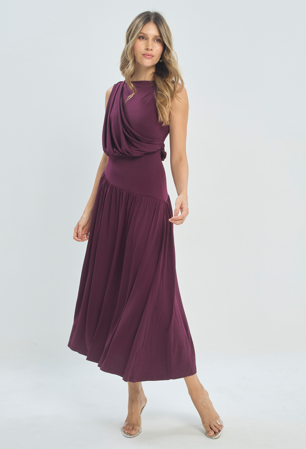 Vestido Largo Drapeado Sin Mangas Vinotinto BYBLA