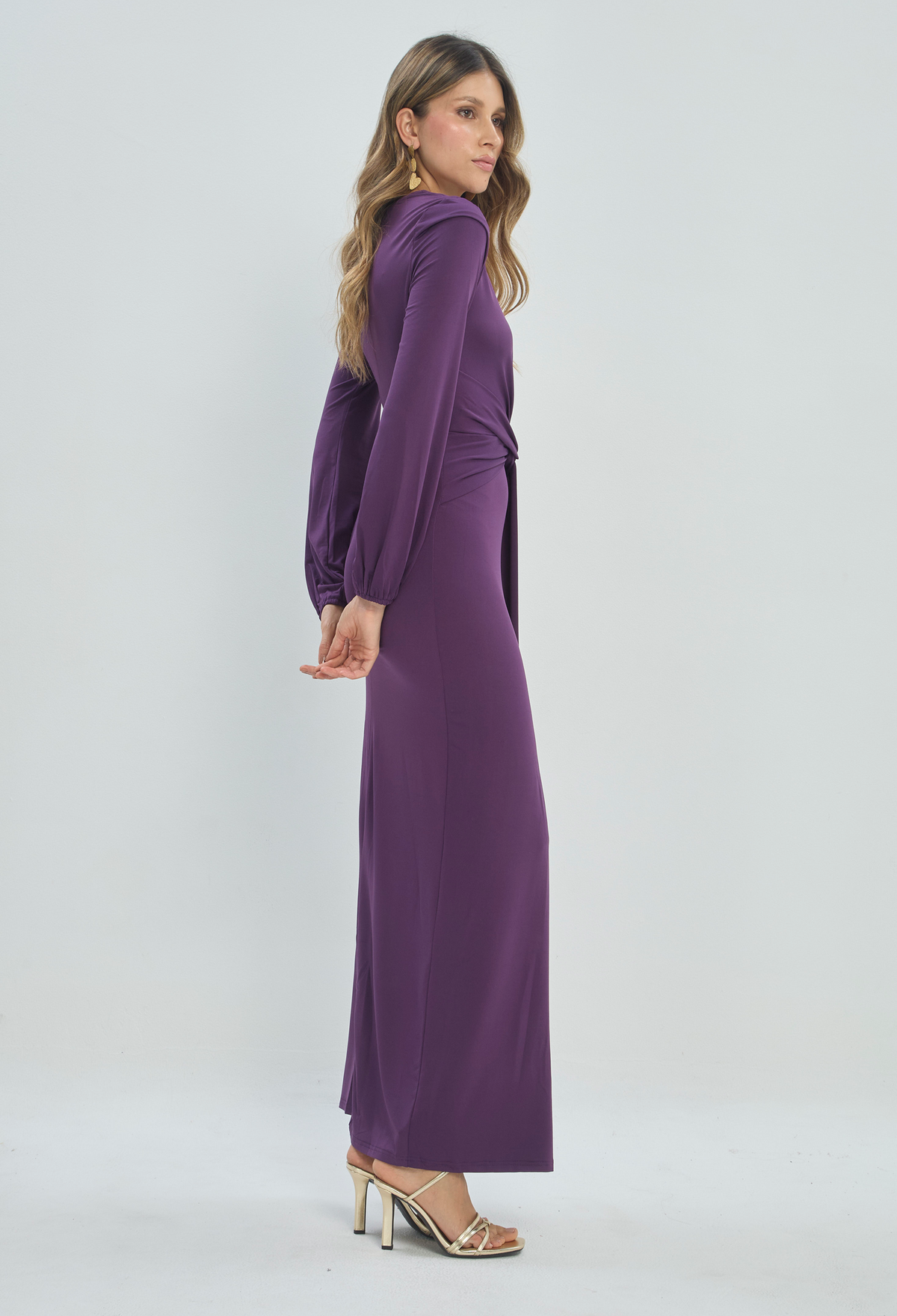 Vestido Largo Cruzado Manga Larga Morado BYBLA - vista 3