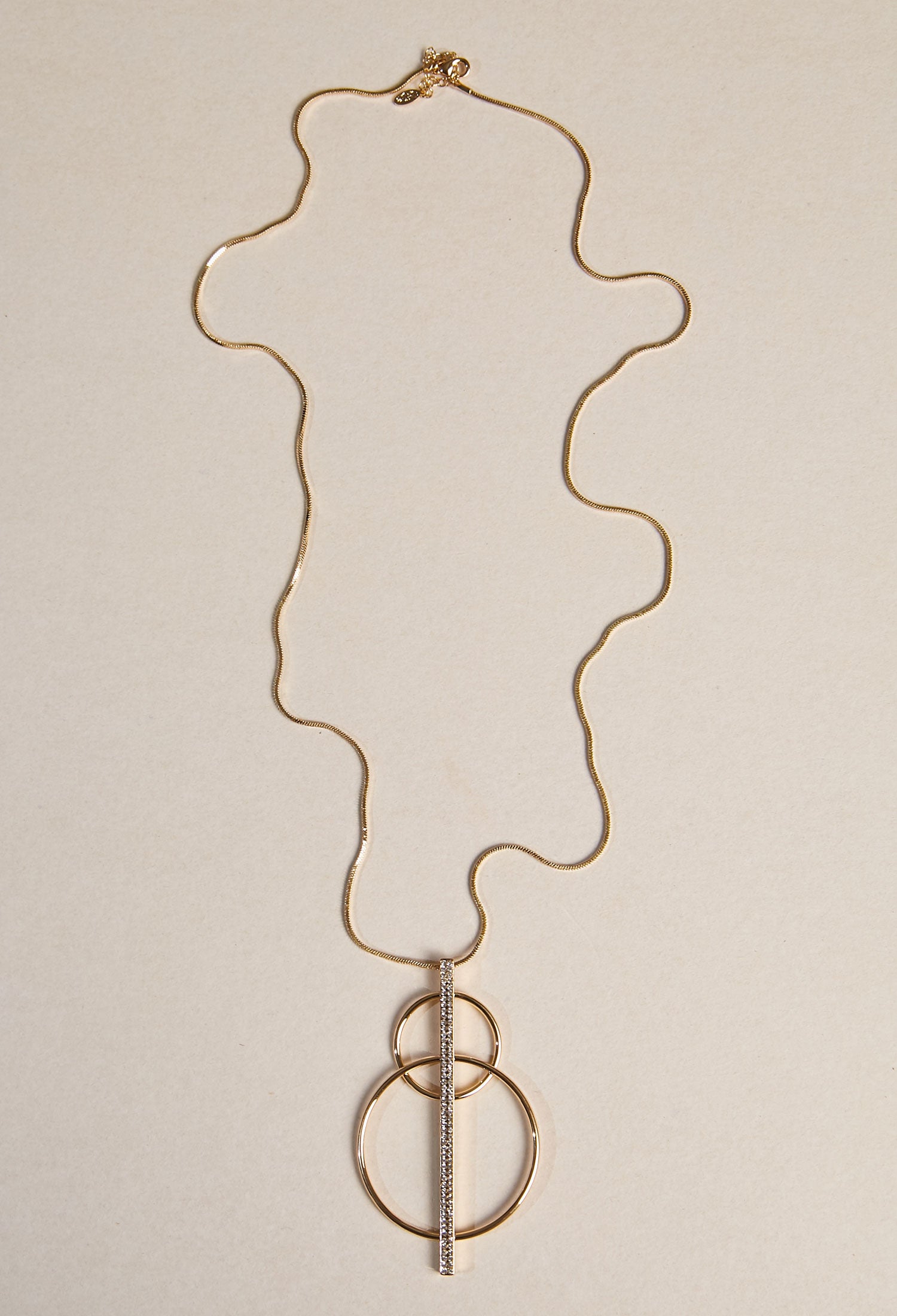 Collar Largo Esferas Unidas - BYBLA Colombia