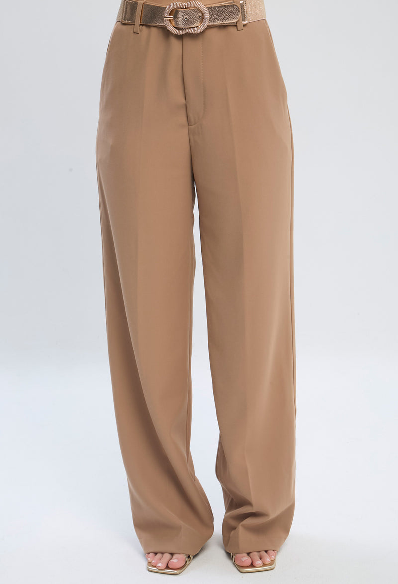 Pantalón Clásico Bota Recta vista 5 - Outlet BYBLA Colombia
