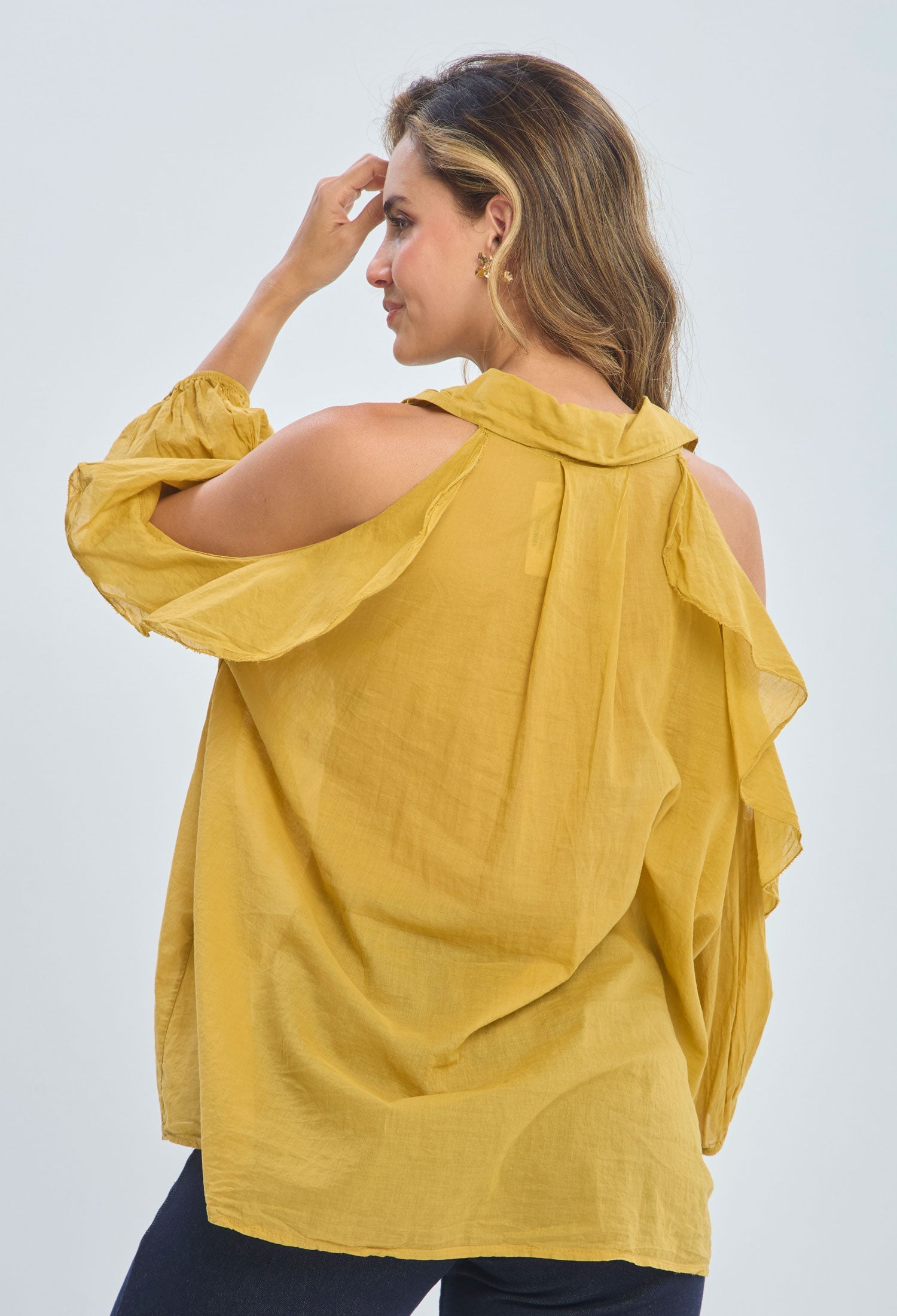 Blusa Hombro Descubierto vista 2 - Outlet BYBLA Colombia - NARANJAS