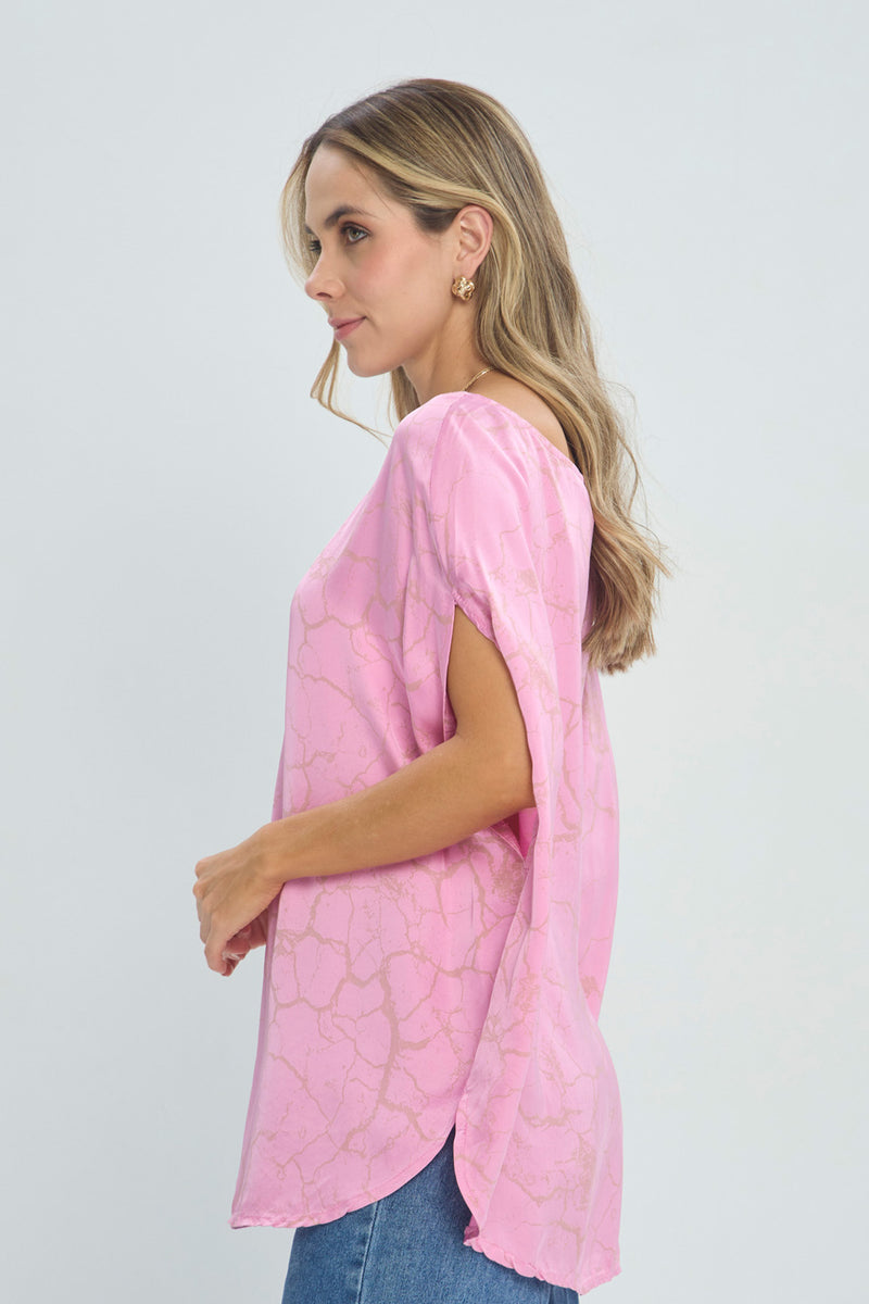 Blusa Seda Estampado Mármol vista 2 - Outlet BYBLA Colombia