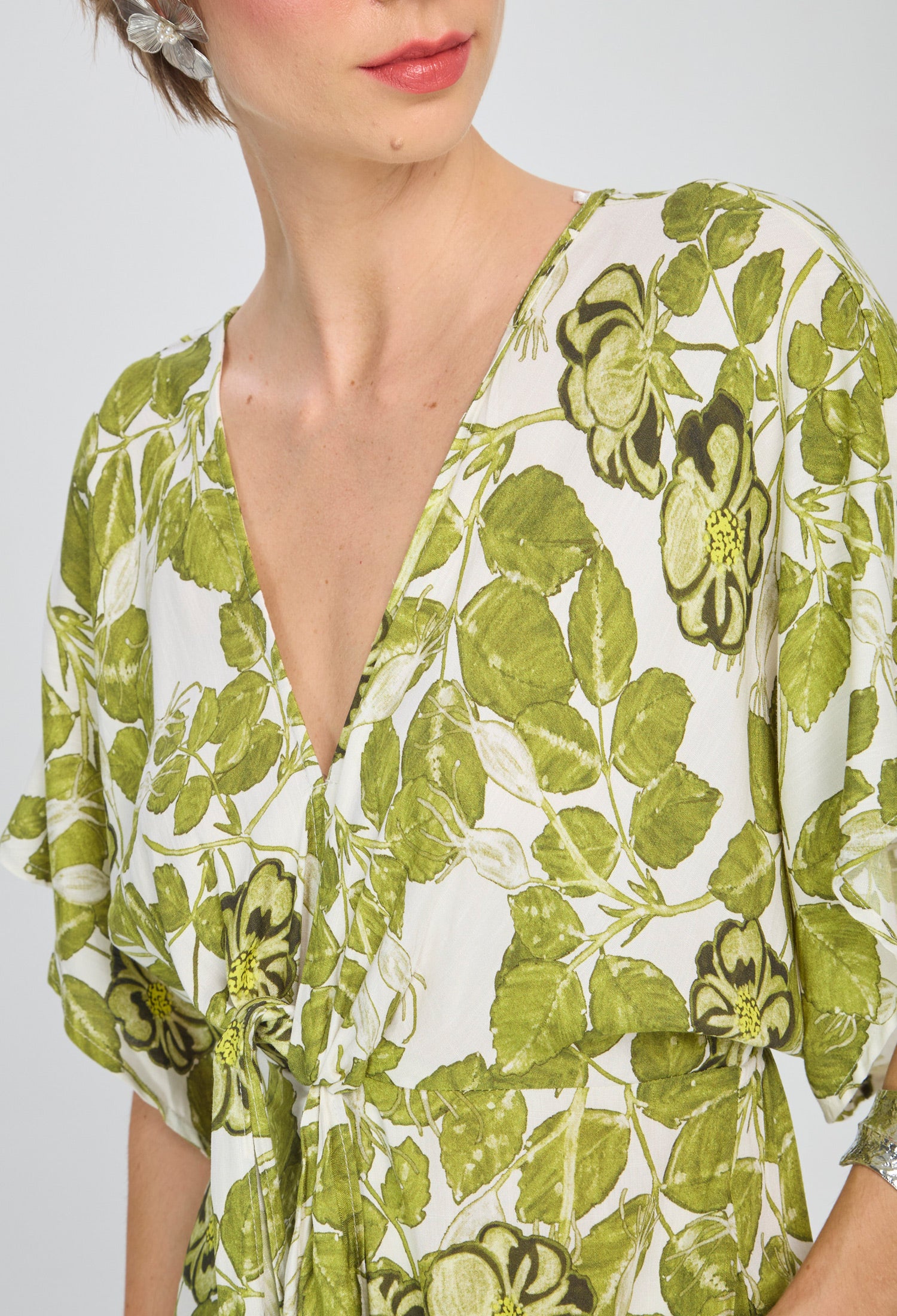 Enterizo Flores Nudo - SALE