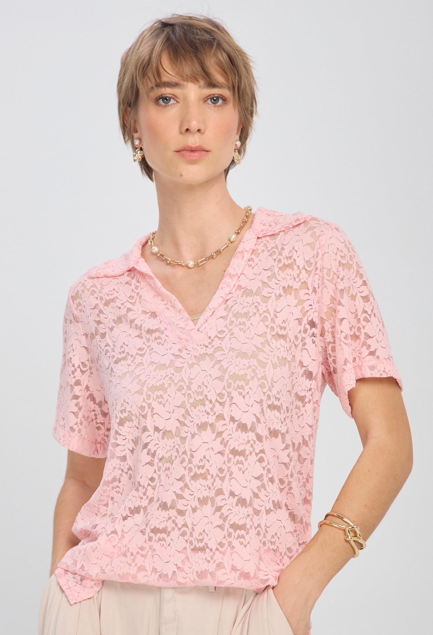 Blusa Transparencia Flores vista 2 - Outlet BYBLA Colombia