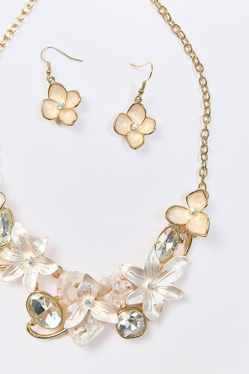 Set de collar y aretes blanco con eslabones de flor y cristales decorativos - vista 2