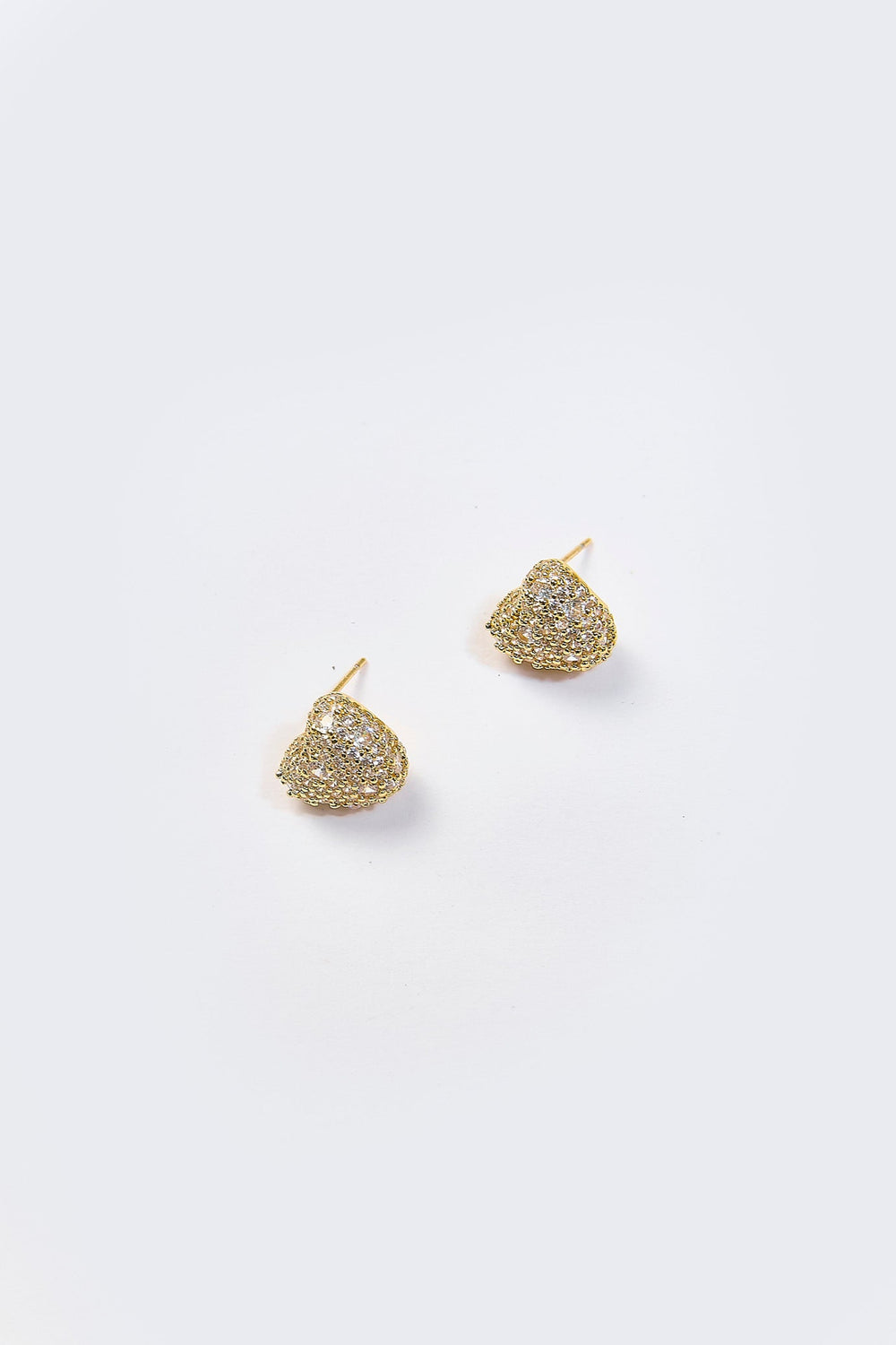 Aretes Corazón Pavé Lux Dorados