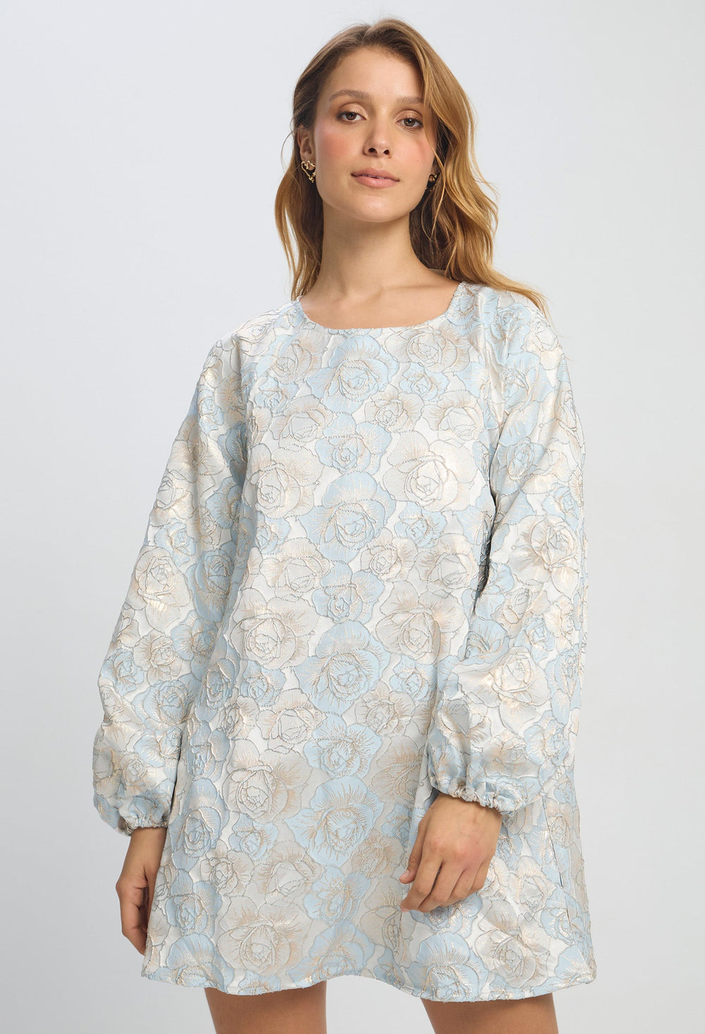 Vestido Bordado Flores - Outlet BYBLA Colombia