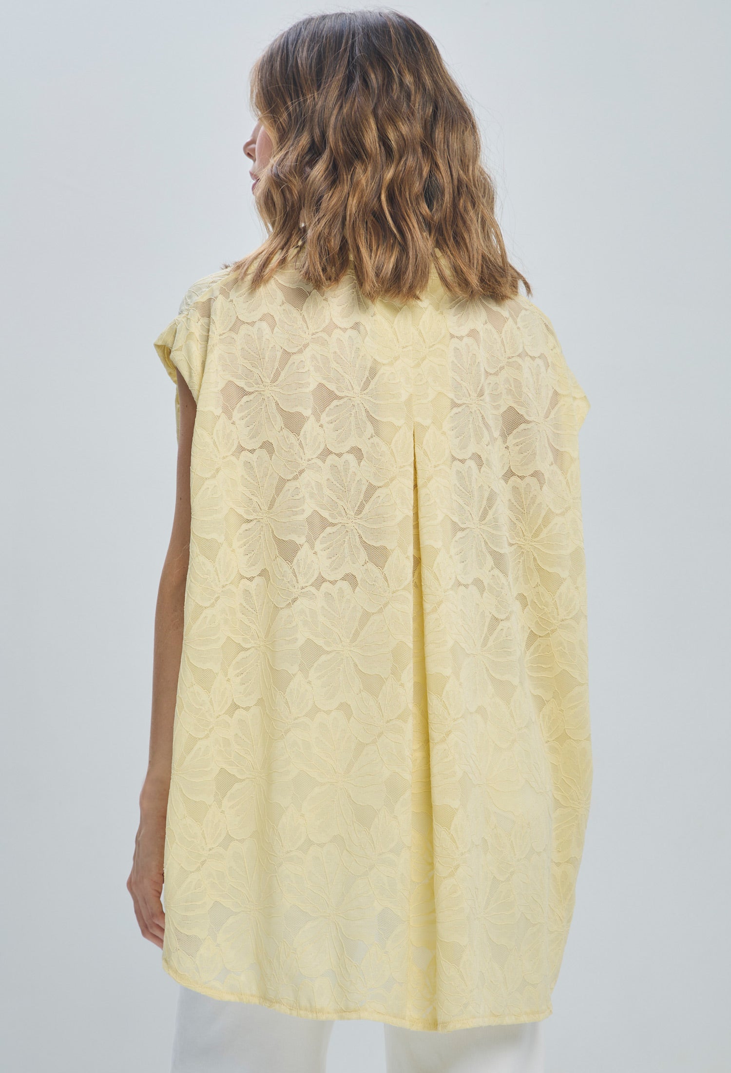 Blusa Sisa Bordada vista 4 - Outlet BYBLA Colombia