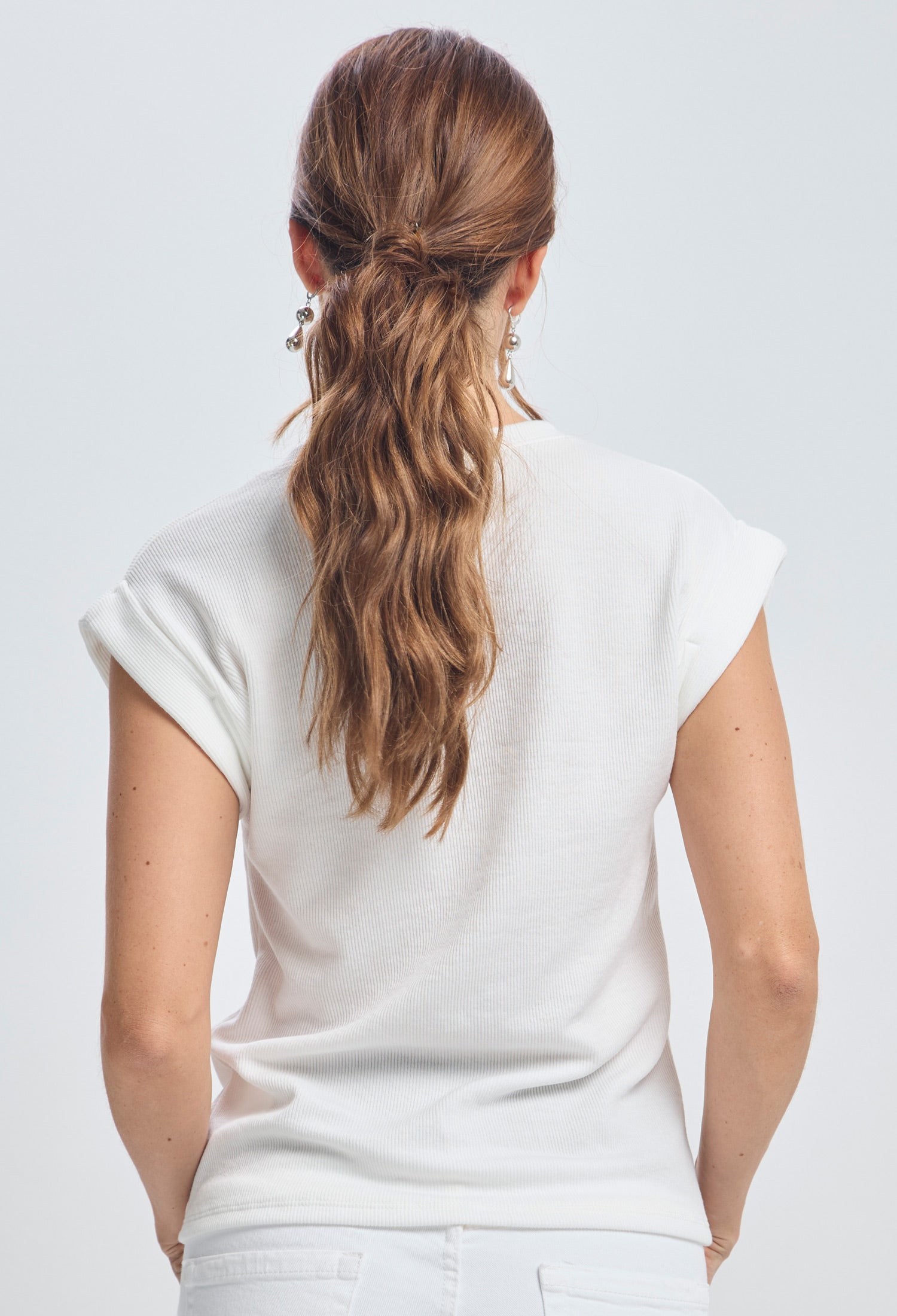 Camiseta Hombro Caído  - SALE