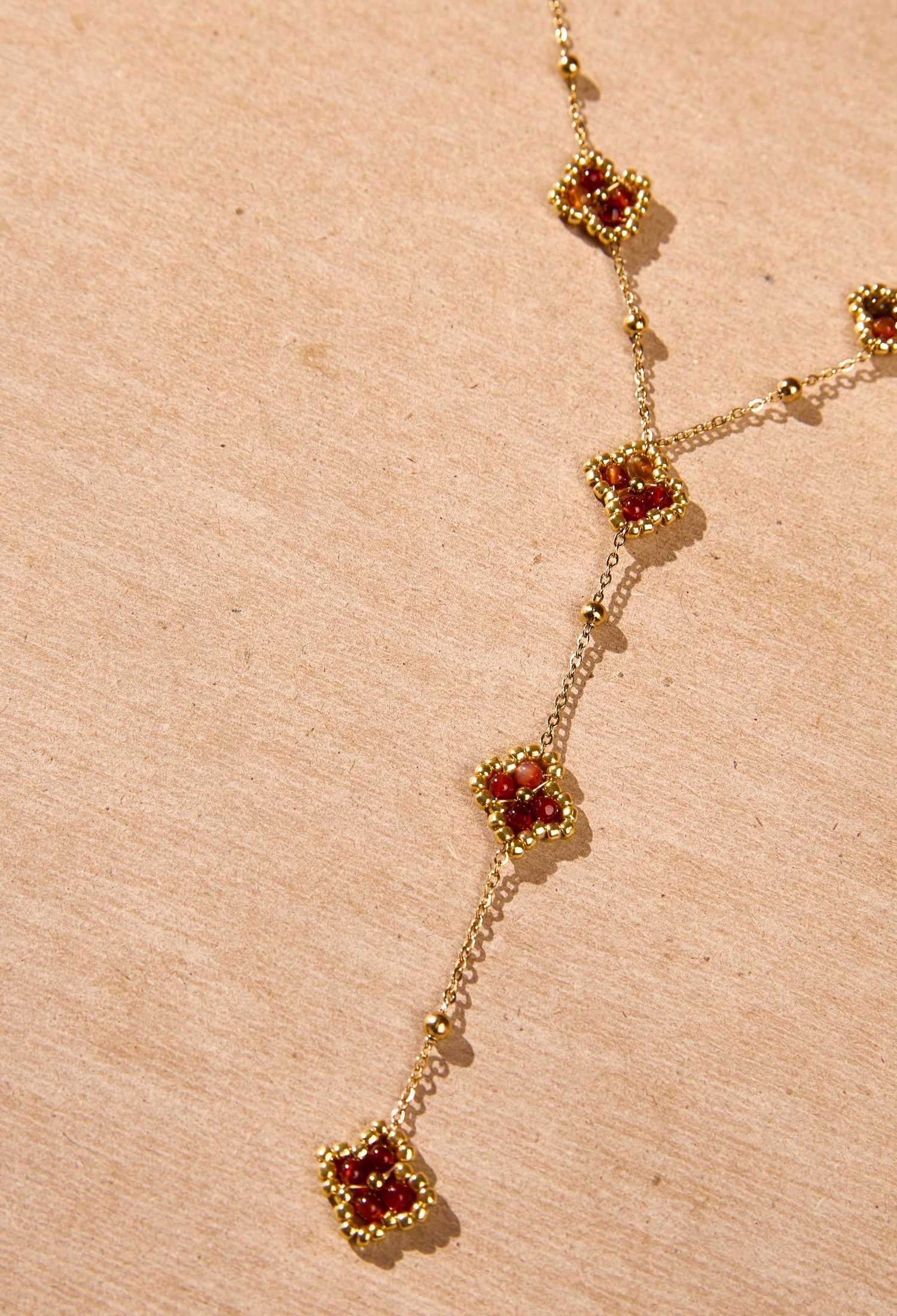 Collar Corto Flores V vista 2 - Outlet BYBLA Colombia