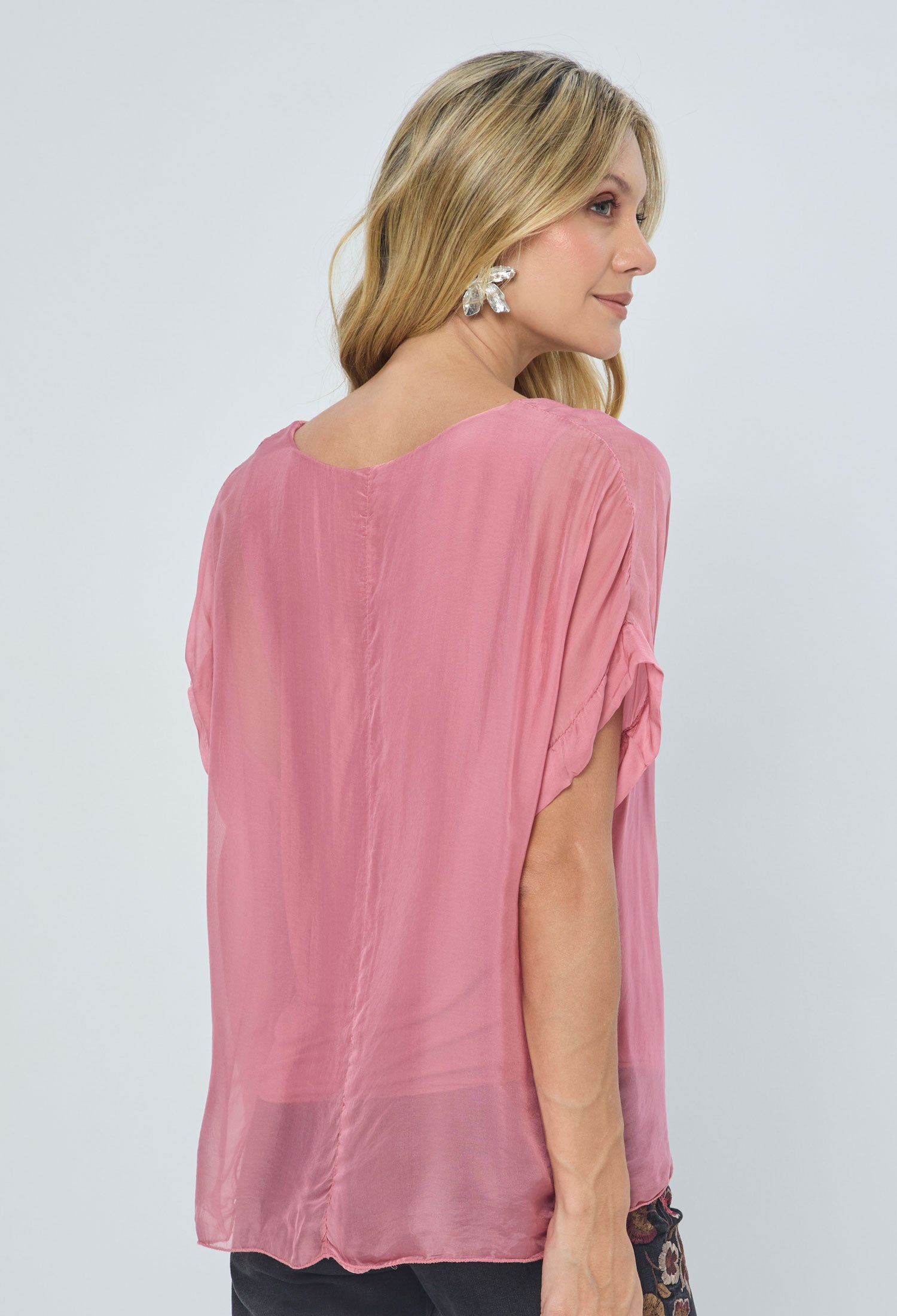 Blusa Seda vista 5 - BYBLA Colombia