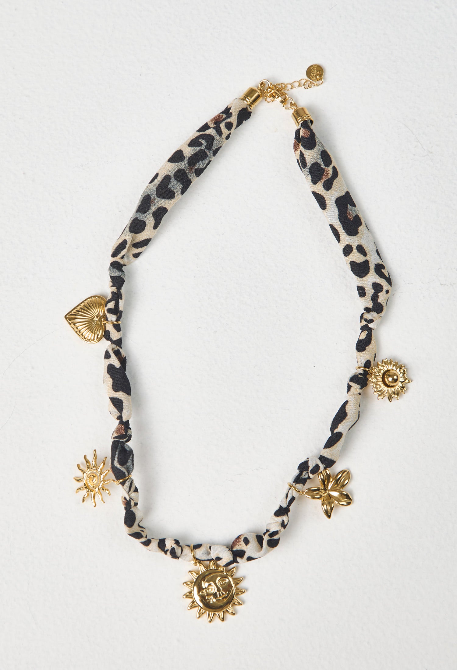 Collar Corto Sol - BYBLA Colombia