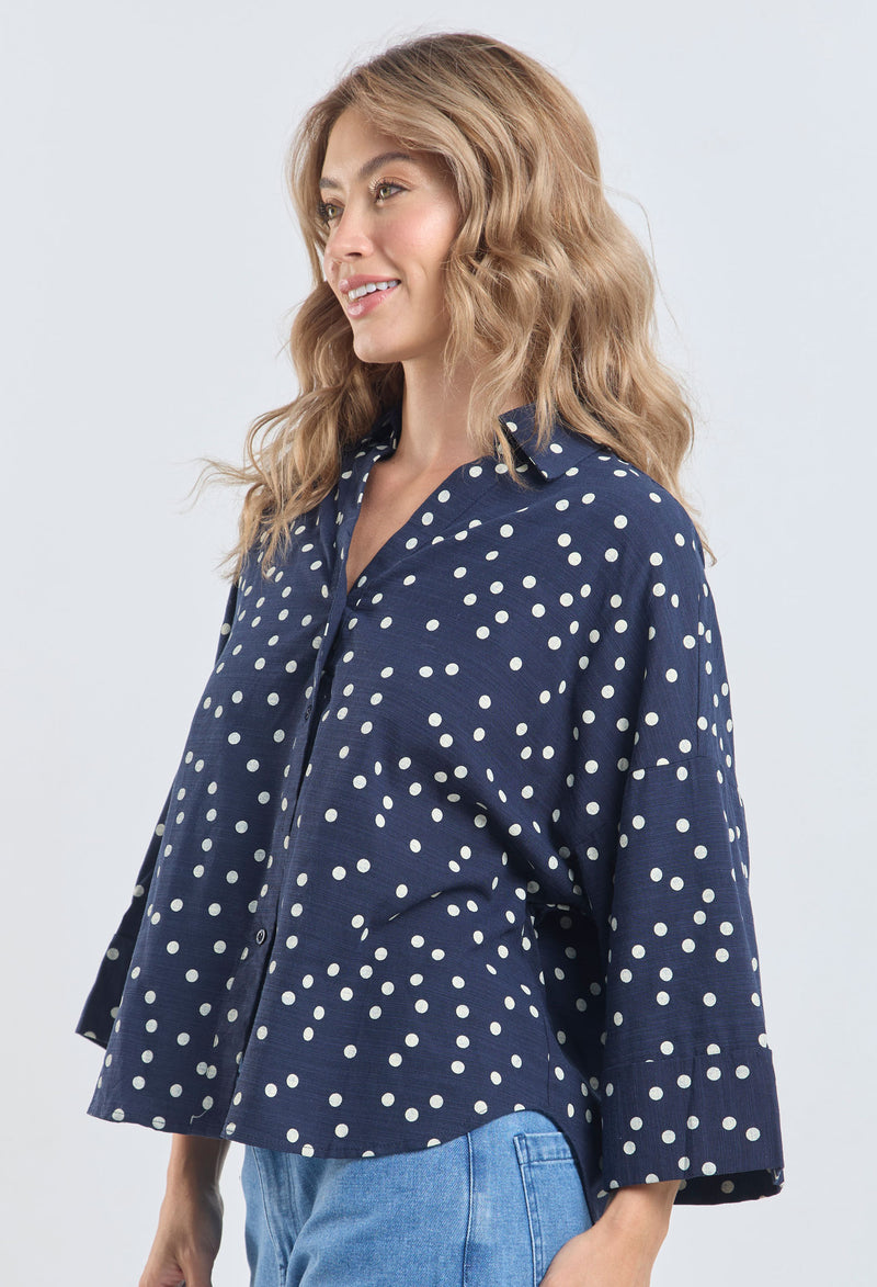 Blusa Oversize Polka Dots vista 2 - BYBLA Colombia