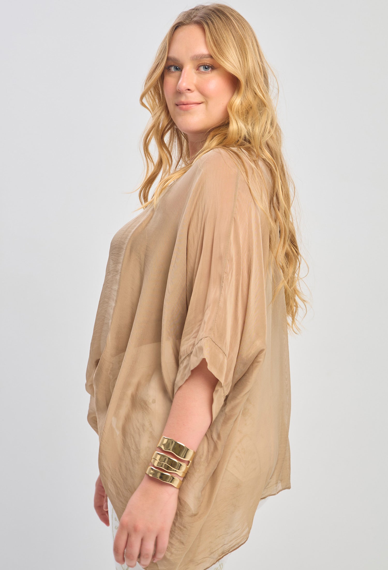 Blusa Seda Mujer - BYBLA U / BEIGES BLUSA