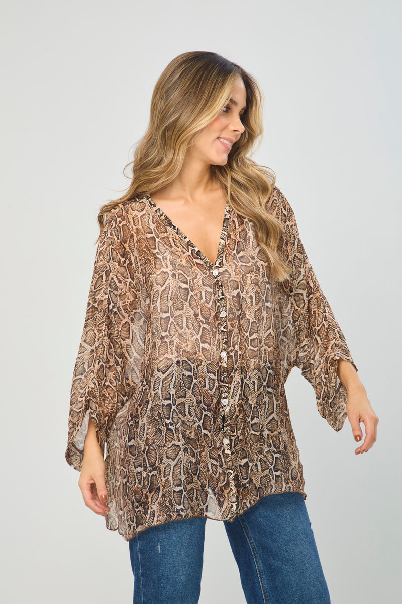 Blusa Seda Animal Print Serpiente vista 2 - Outlet BYBLA Colombia