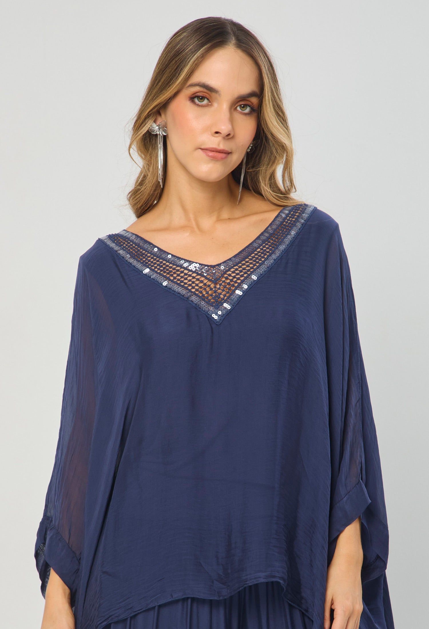 Blusa Seda V Lentejuelas