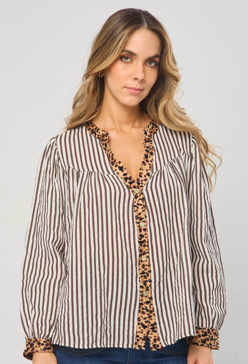 Blusa Rayas Animal Print - Outlet BYBLA Colombia