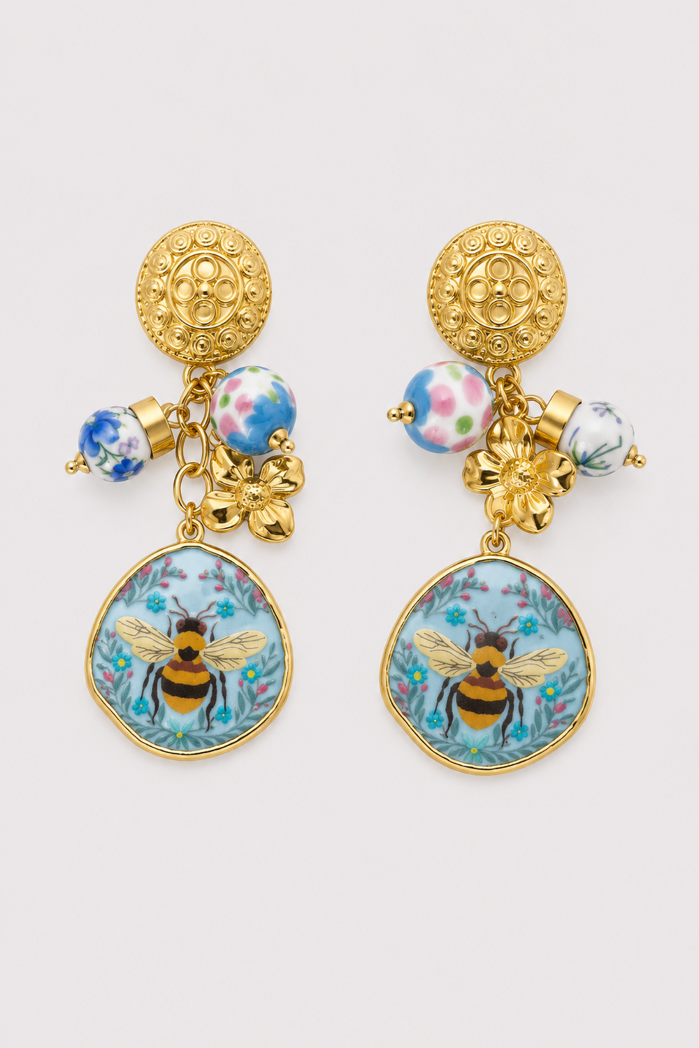 Aretes Abeja Medallón Jardín