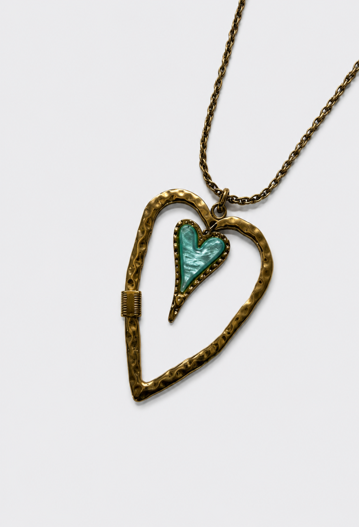 Collar Corazón Abierto