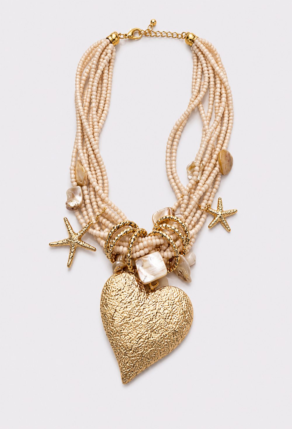 Collar Multi-Cuentas Crema con Corazón Dorado