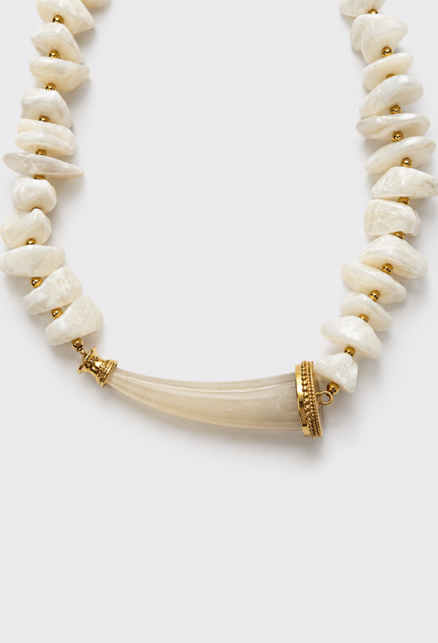 Collar Piedras Colmillo