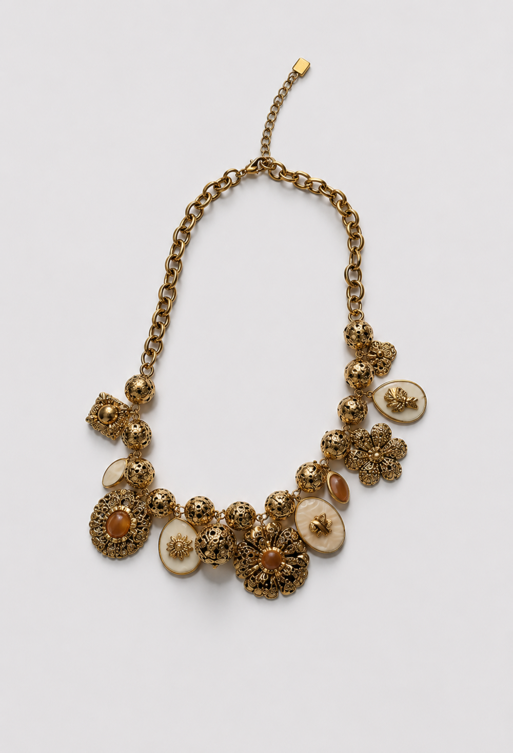 Collar Filigrana Dorada