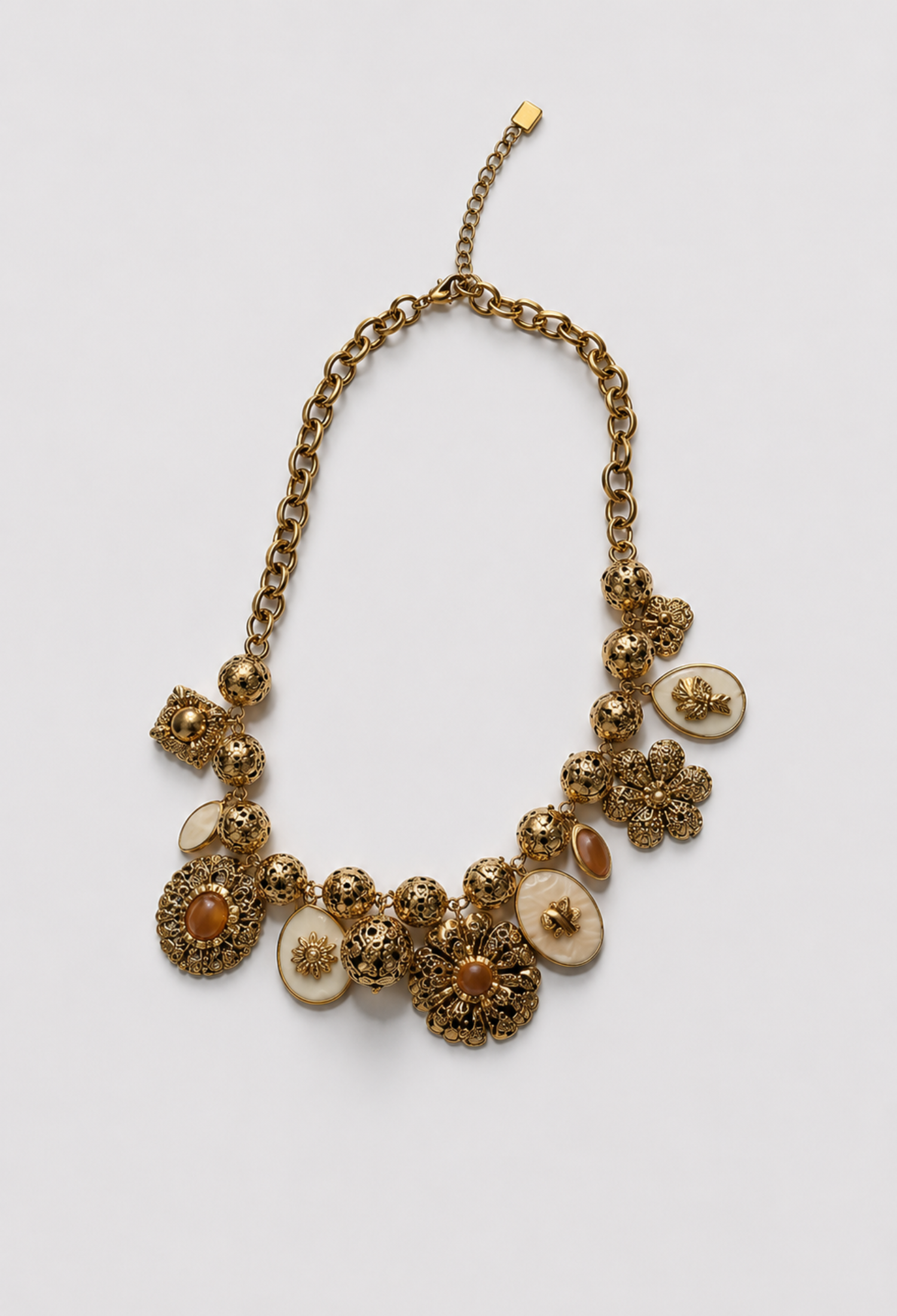 Collar Filigrana Dorada