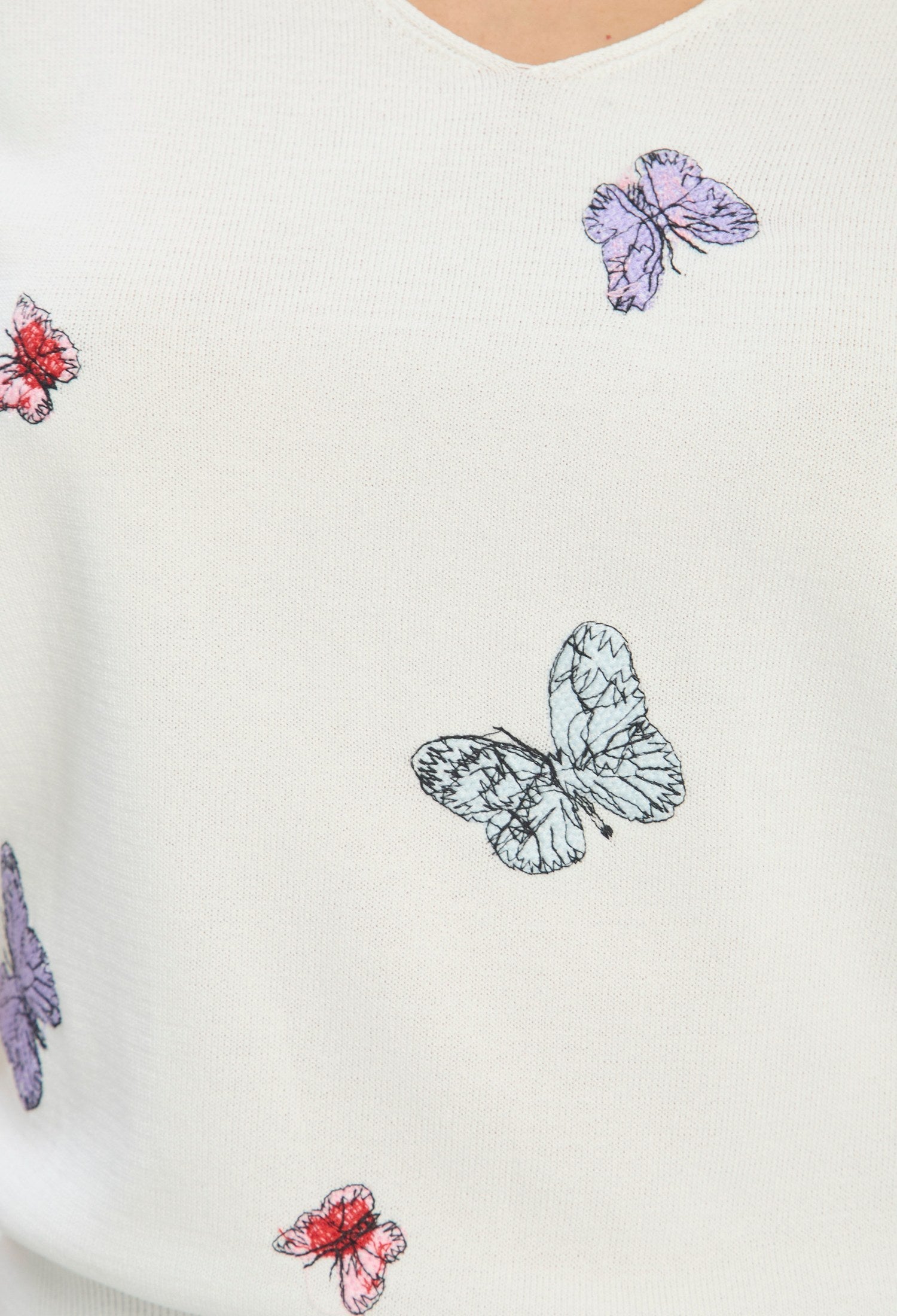 Camiseta Mariposas Bordadas blanco BYBLA Colombia - vista 4 - BLANCOS
