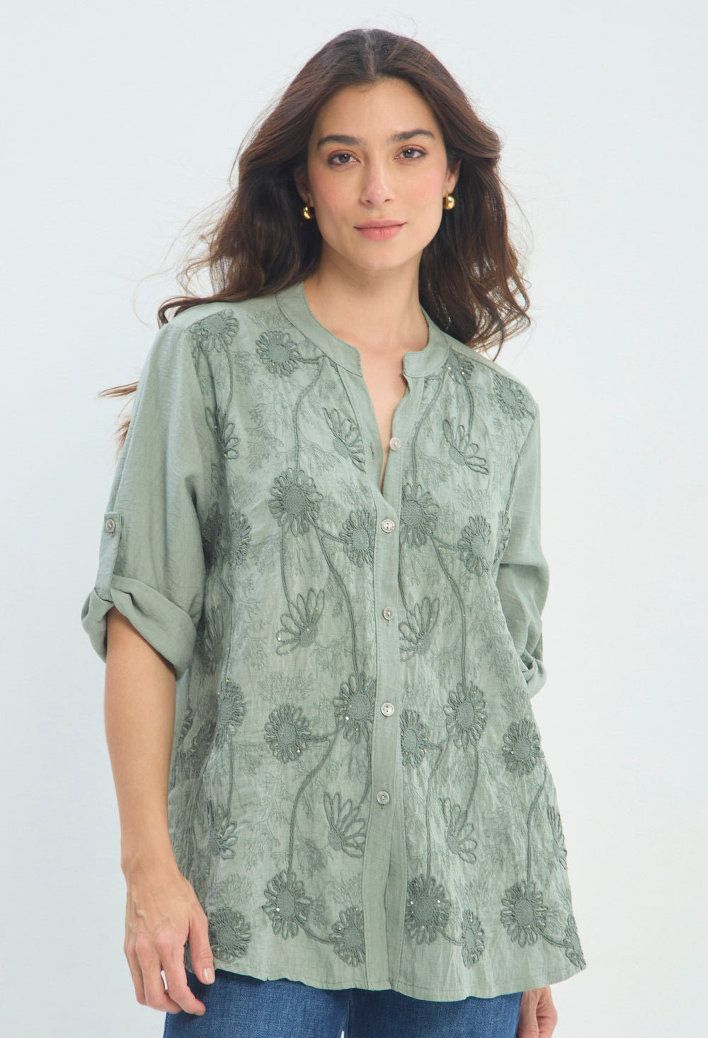 Blusa Bordada Margaritas verde salvia BYBLA