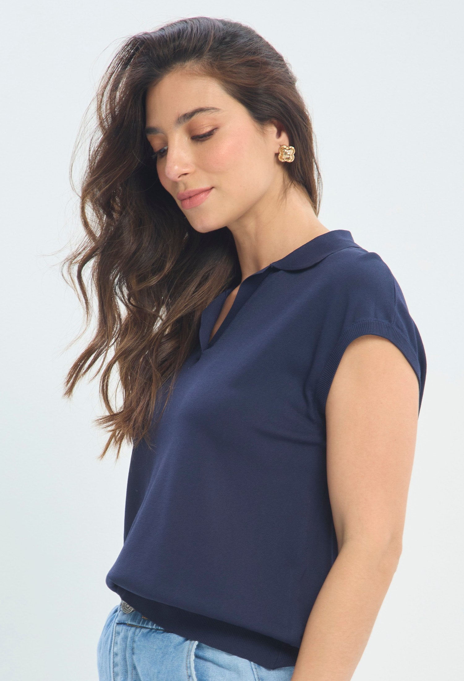 Blusa Cuello Polo Manga Japonesa azul marino BYBLA