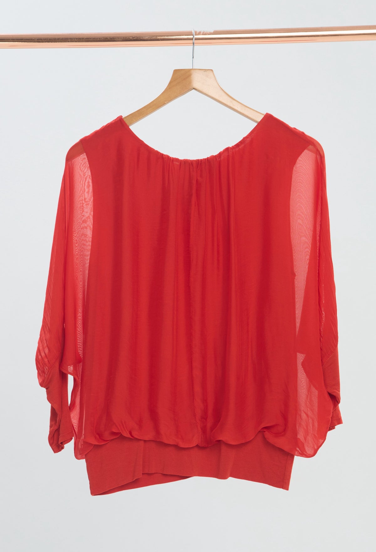 Blusa Drapeada Manga Caída Rojos