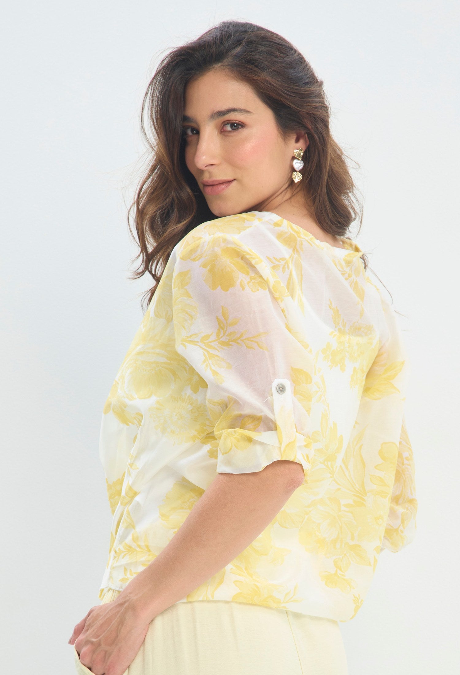 Blusa Floral Anudada amarillo floral BYBLA - vista 2