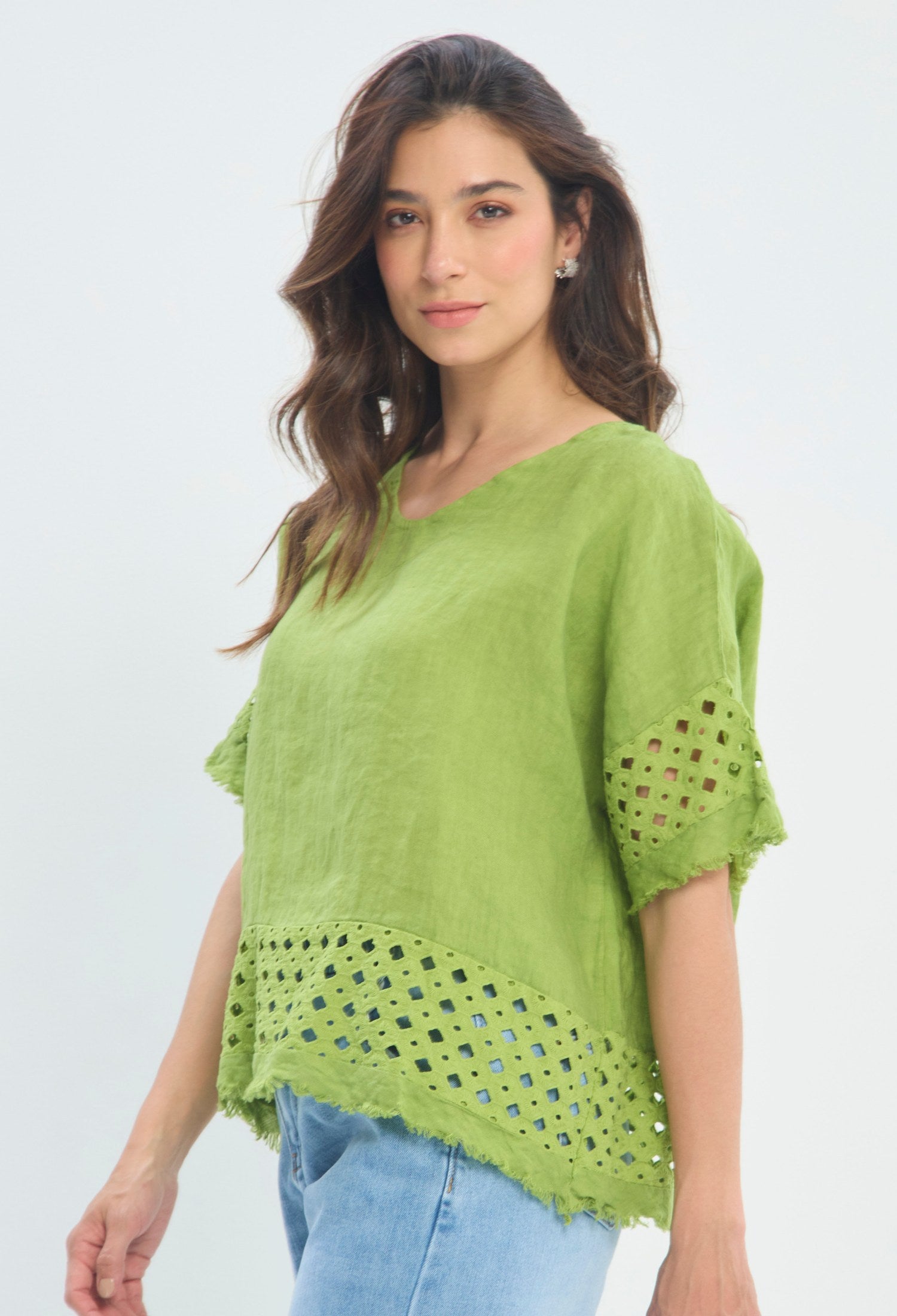 Blusa Lino Calada Deshilada verde lima BYBLA - vista 2