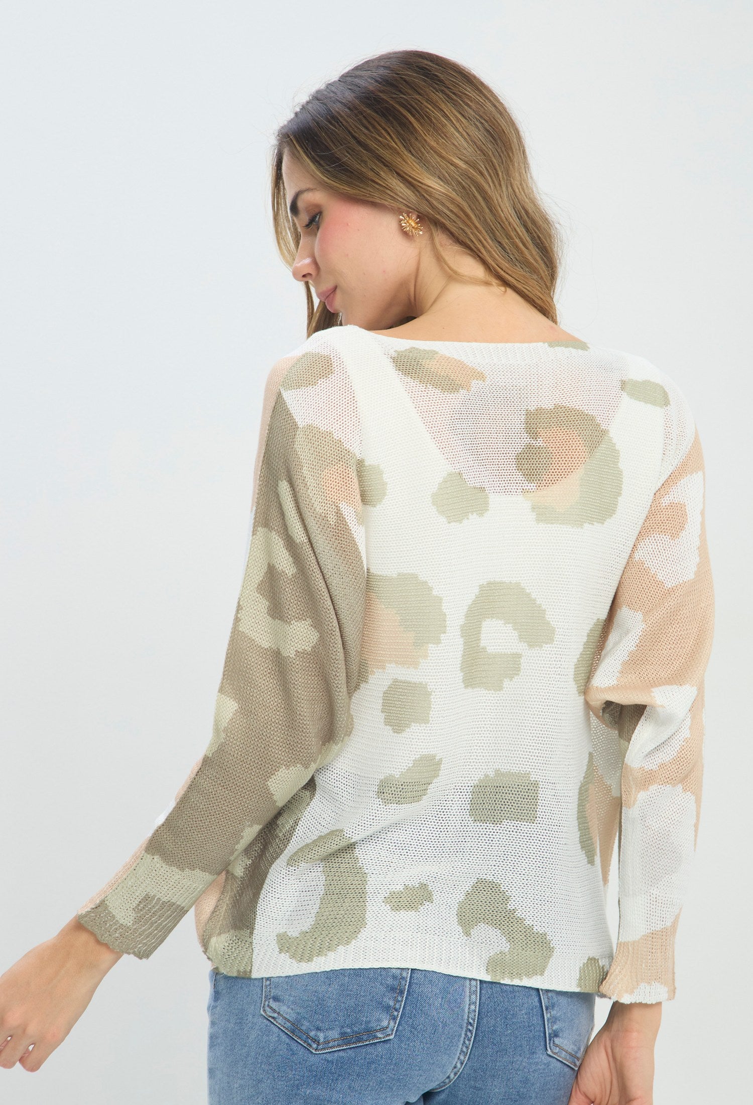 Blusa Estampado Selva blanco BYBLA Colombia - vista 3