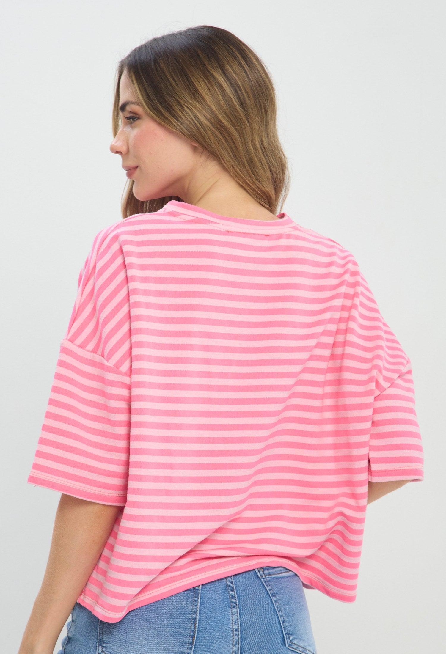 Camiseta Rayas Oversize Rosa rosa BYBLA Colombia - vista 4