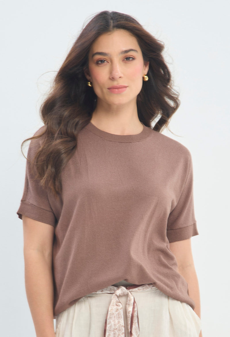 Blusa Punto Liso Básica marrón chocolate BYBLA
