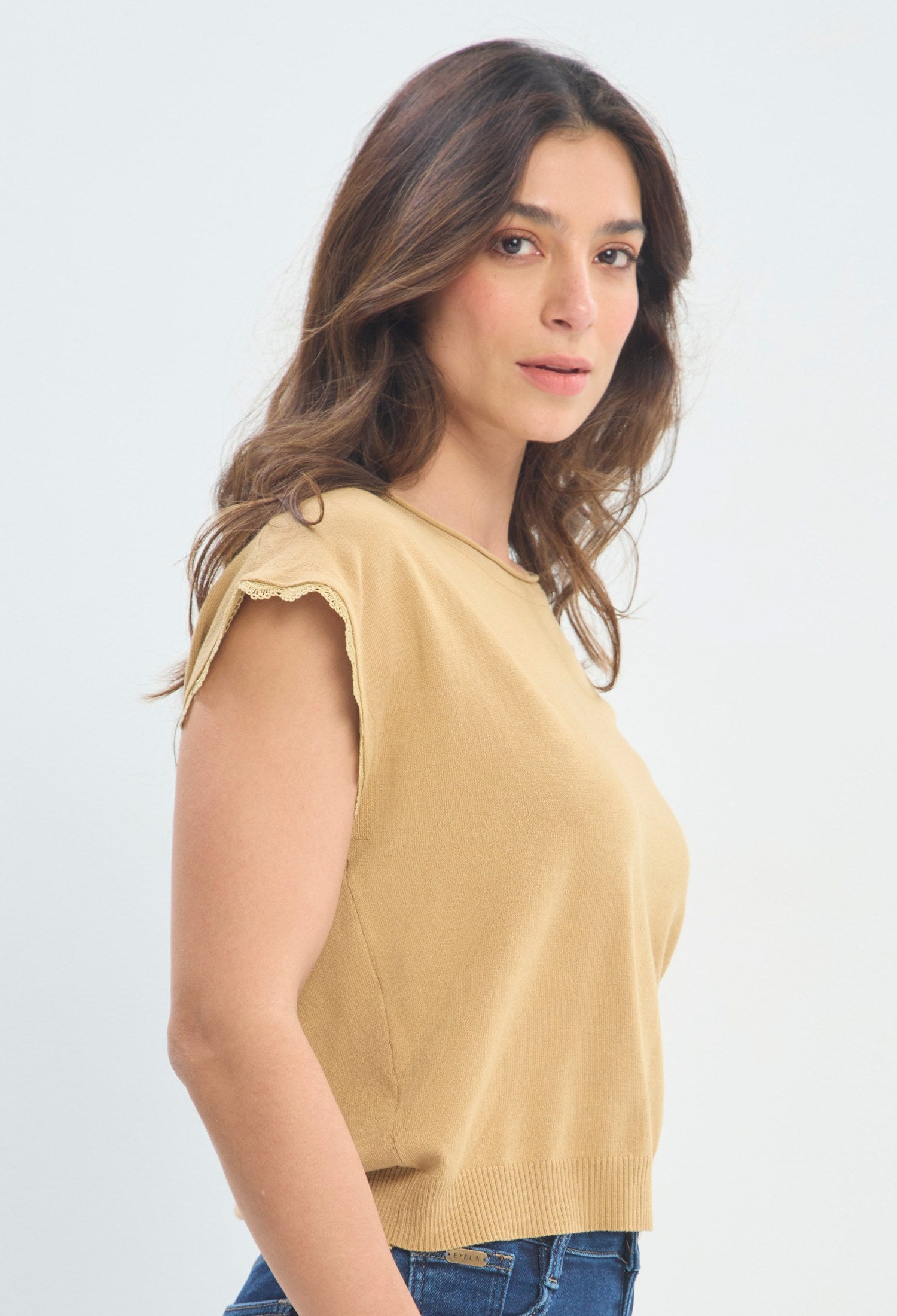 Blusa Punto Ribete Crochet camel BYBLA - vista 3
