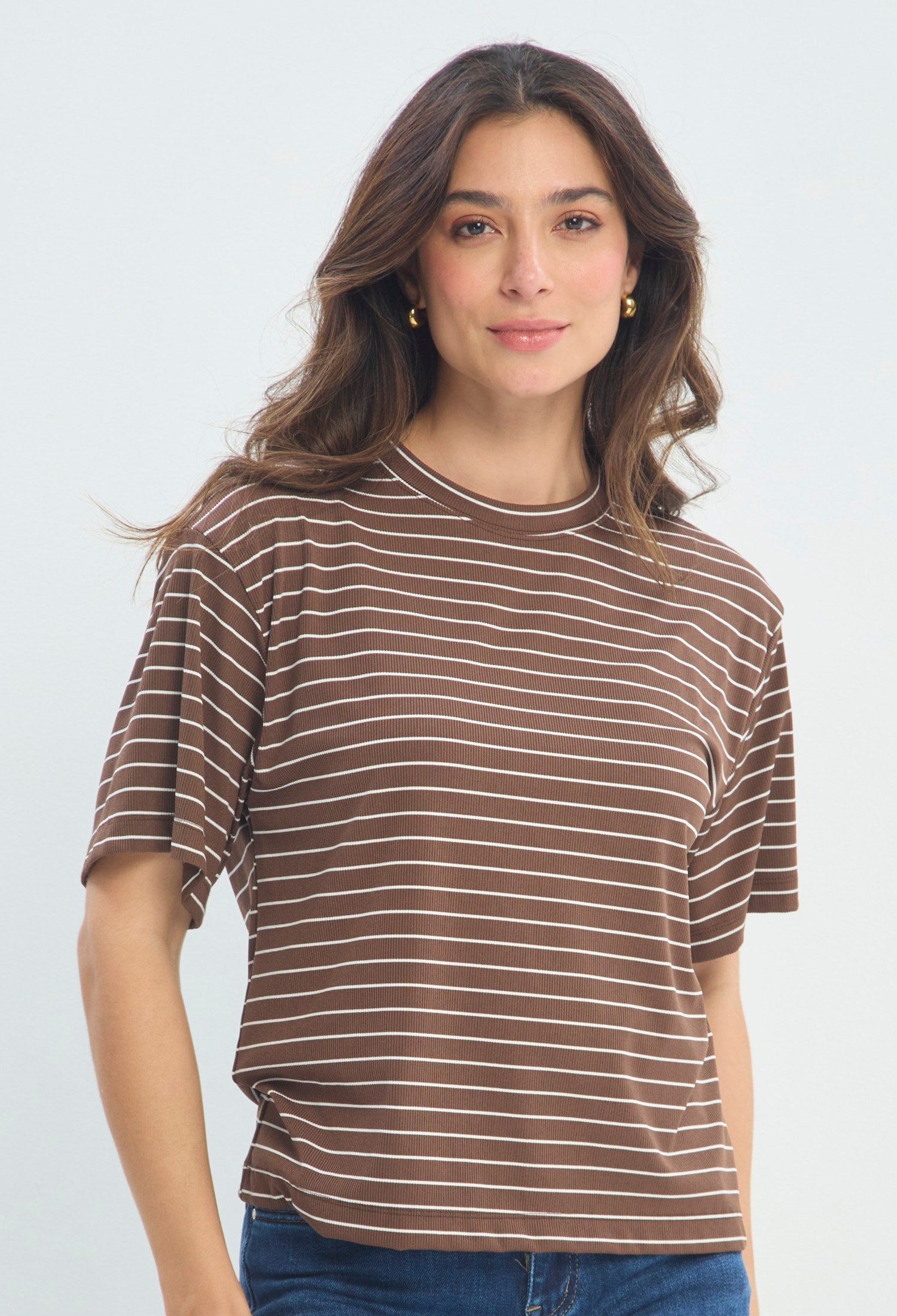 Blusa Rayada Cuello Redondo chocolate y crema sale BYBLA