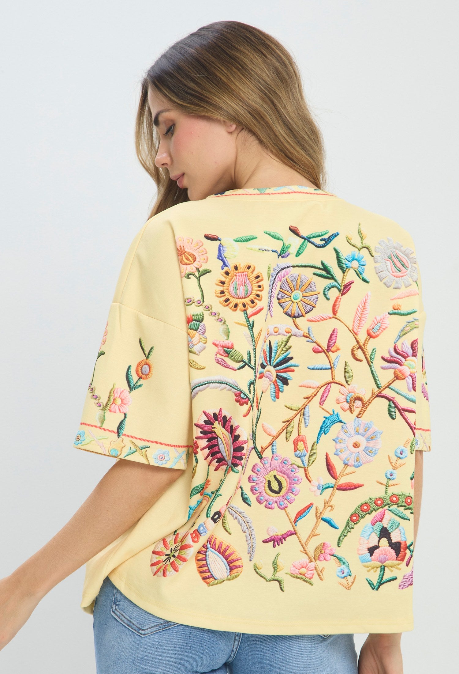 Blusa Bordado Folk Amarillo amarillo BYBLA Colombia - vista 3