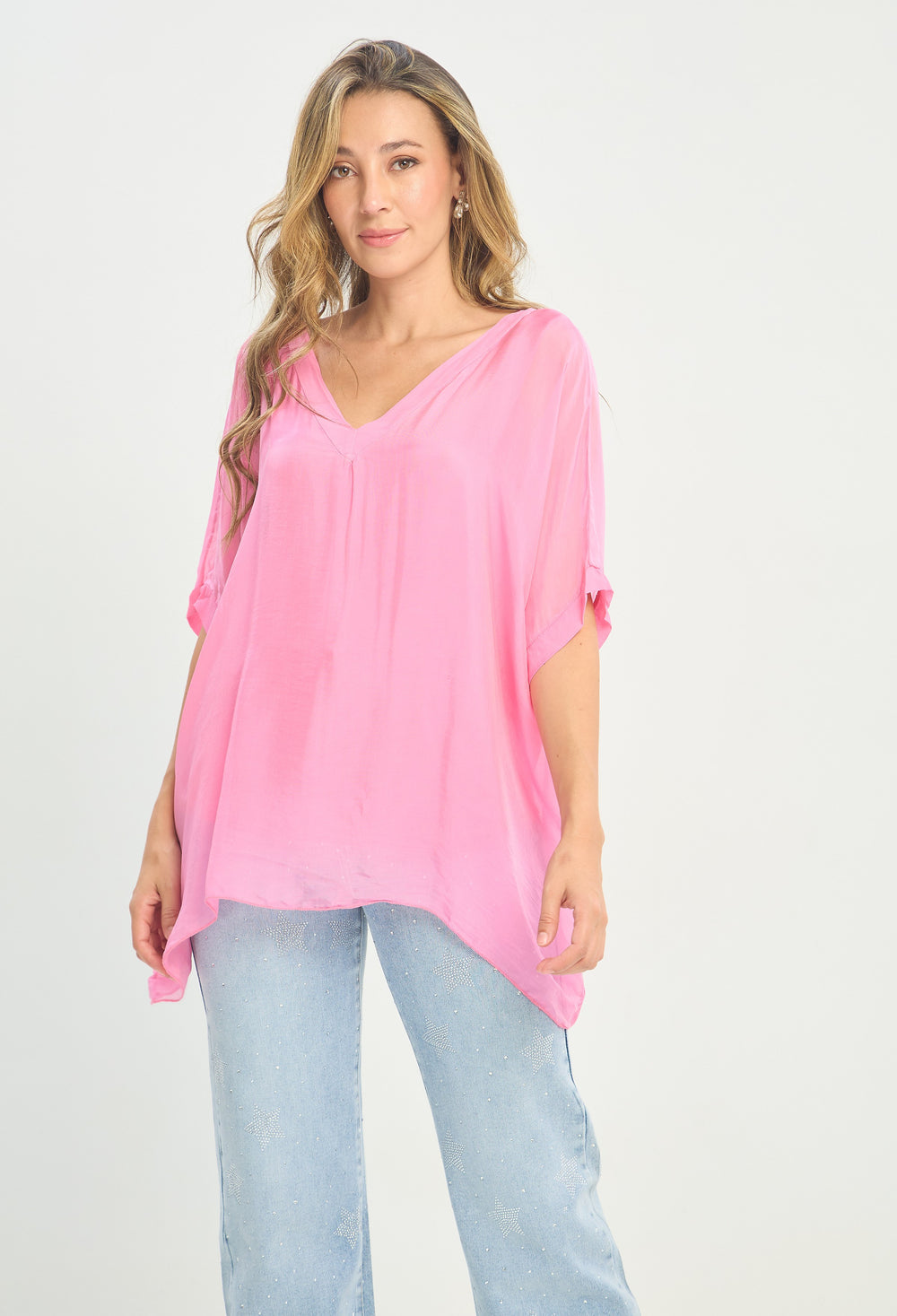 Blusa Seda Cuello V Rosa Chicle BYBLA