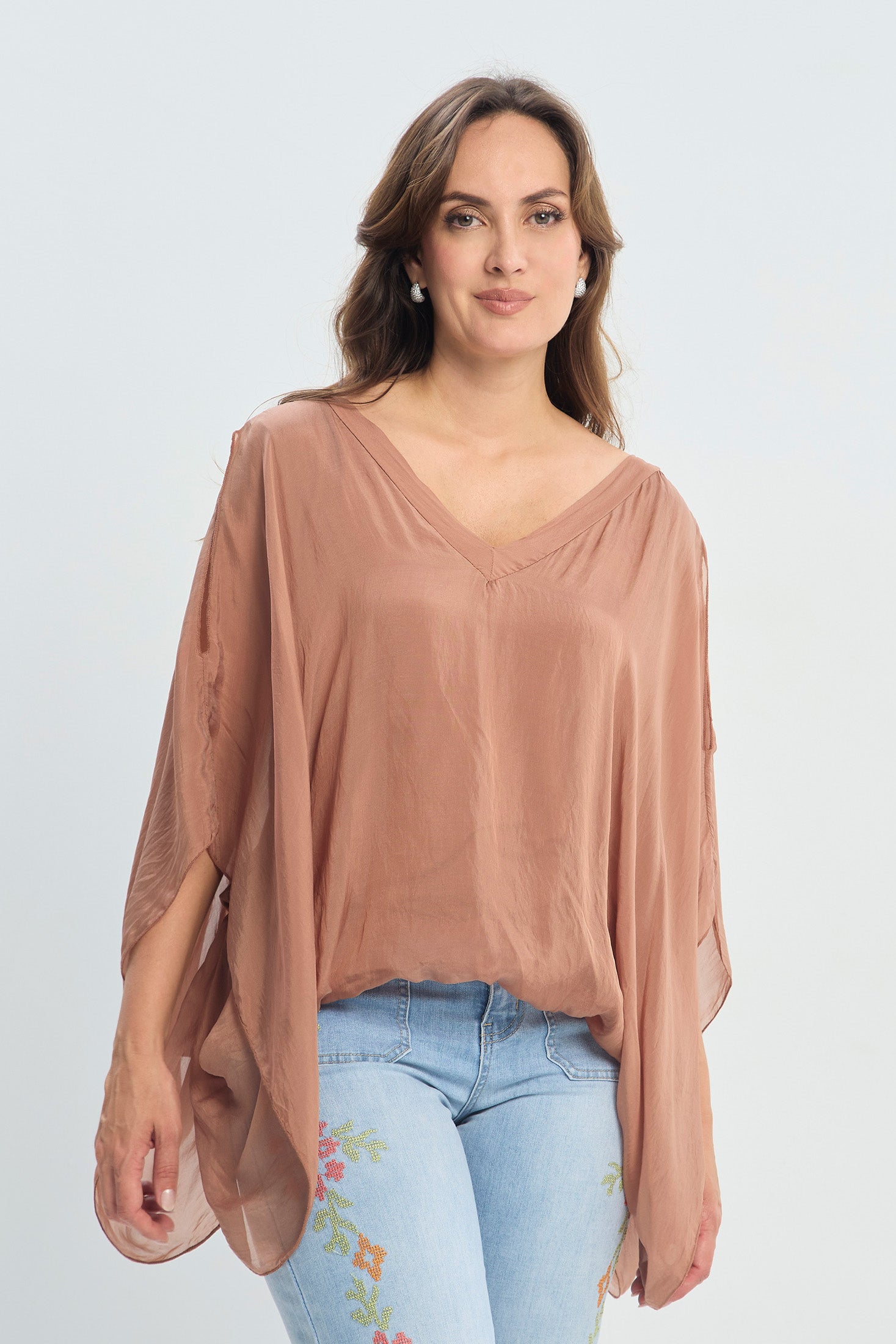 Blusa en Seda con Hombros Descubiertos NEW