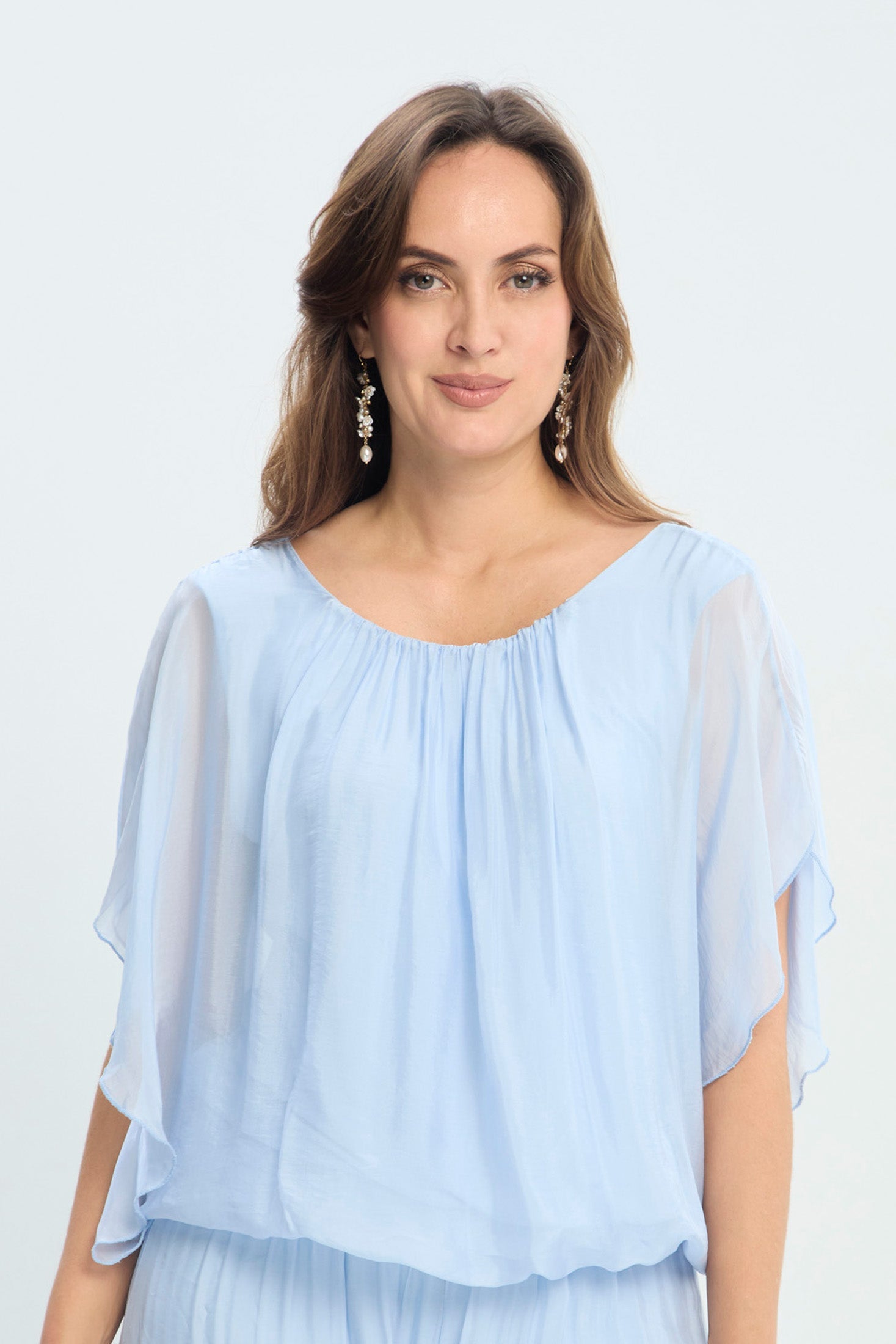 Blusa en Seda Manga Corta NEW