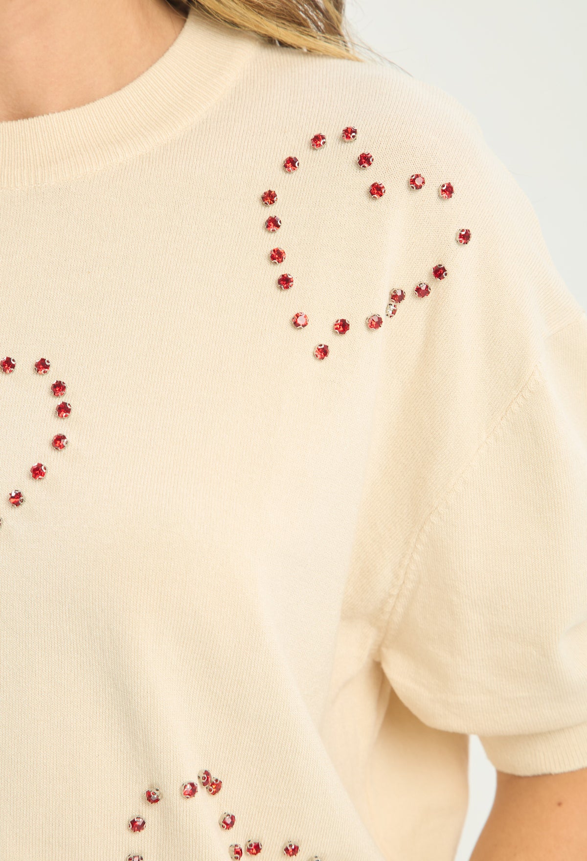 Blusa Tejida Corazones de Cristales Beige BYBLA - vista 4