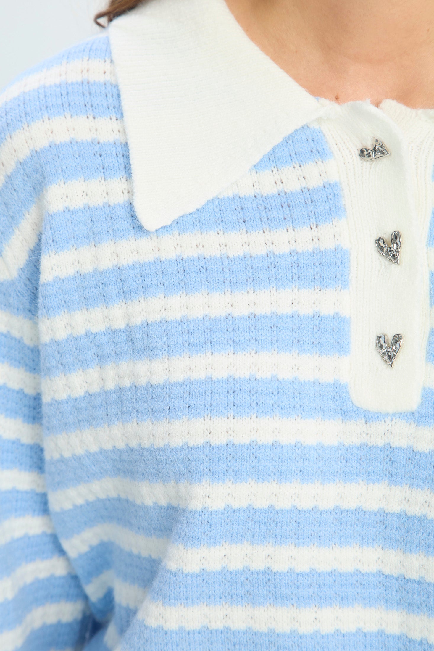 Sweater Tejido a Rayas con Cuello NEW