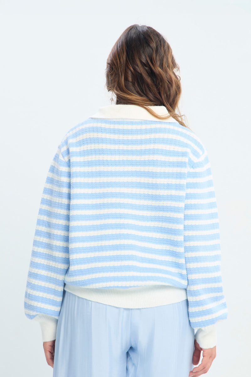 Sweater Tejido a Rayas con Cuello NEW vista 2 - BYBLA Colombia