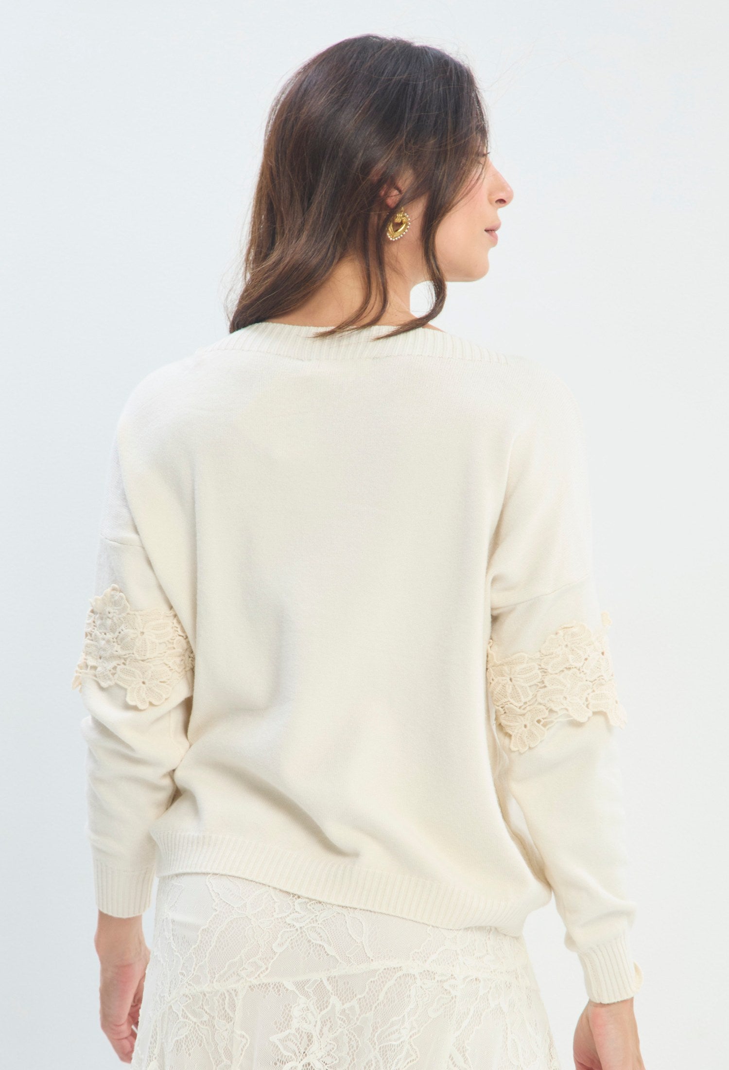 Buzo Crochet Floral crudo sale BYBLA - vista 2