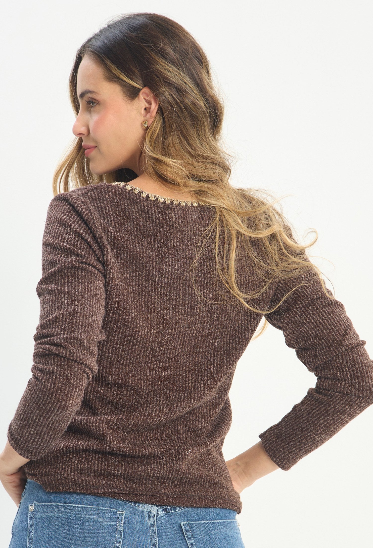 Buzo Marrón - BYBLA outlet - vista 3