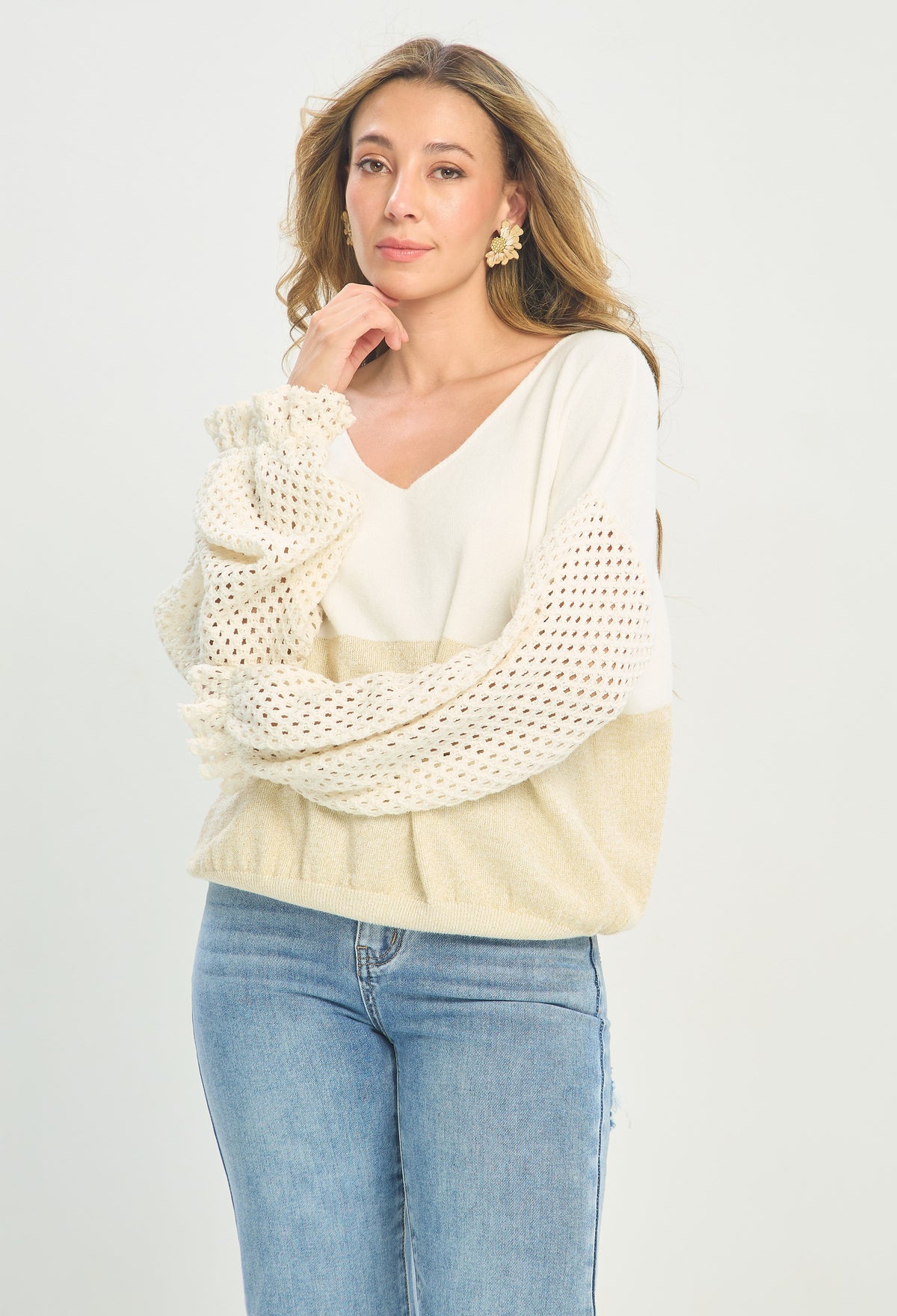 Buzo Tejido Mangas Caladas Blanco y Beige BYBLA